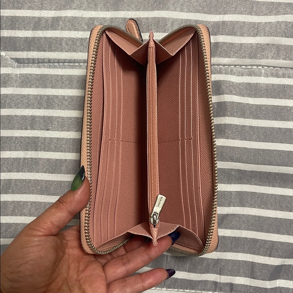 Coach Blush Leather Wallet - Picture 4 of 7